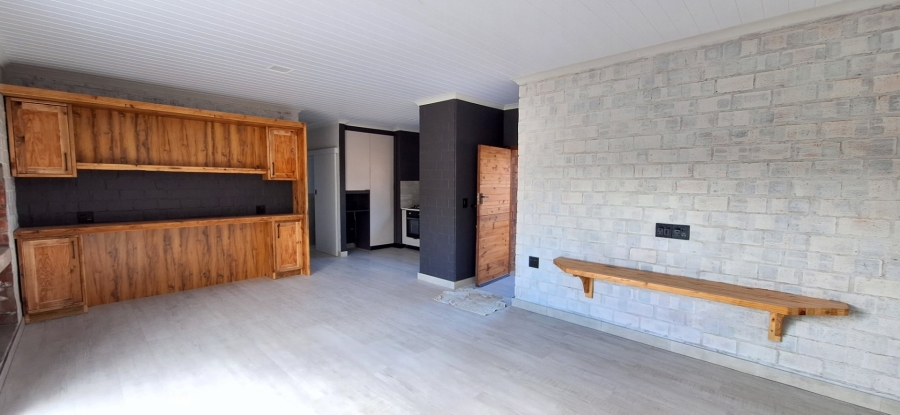 2 Bedroom Property for Sale in Albertinia Western Cape